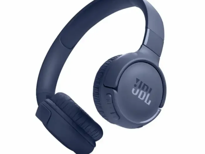 Casque audio sans fil JBL, couleur bleue, avec un design moderne et épuré.