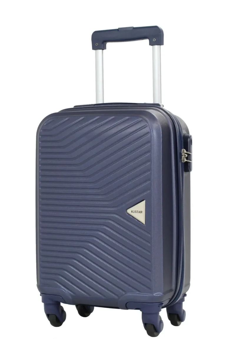 Valise rigide bleue avec poignée télescopique et roulettes, design à rayures.